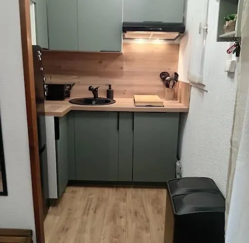 Jolie Maisonnette Dans Résidence Avec Piscine, Clim, Lave-linge, Lave-vaisselle Et Wifi Hébergement de vacances
