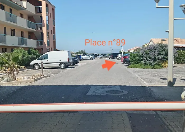 Jolie Maisonnette Dans Résidence Avec Piscine, Clim, Lave-linge, Lave-vaisselle Et Wifi * Le Barcarès